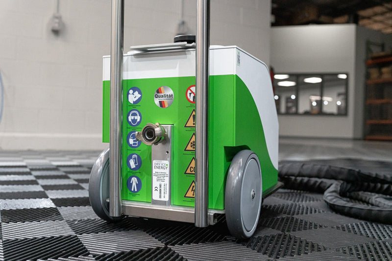 DRY ICE ENERGY Champ Turbo Pro (THE BEAST) Dry Ice Blasting Machine